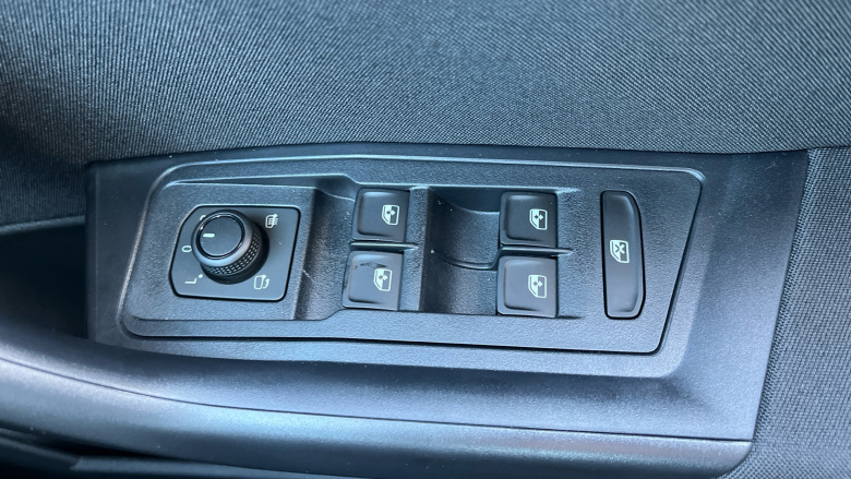 Volkswagen T-Roc 1.5 TSI Match 5dr DSG Petrol Hatchback